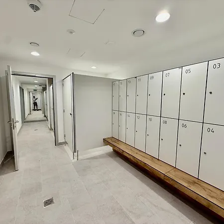 225 Z Basenem, Sauna, Jacuzzi W Cenie - 5d Lägenhet *